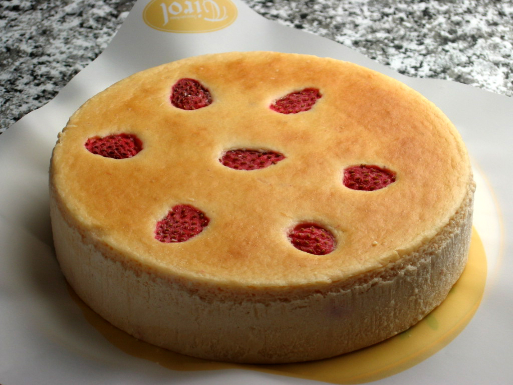季節限定いちごチーズケーキ5号15センチ